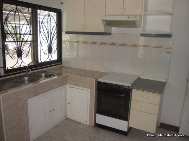 Beautiful Modern Style Home For Rent In Koolpuntville 6