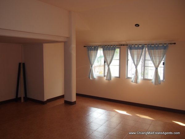 3 Bedroom Home for Sale in Royal View