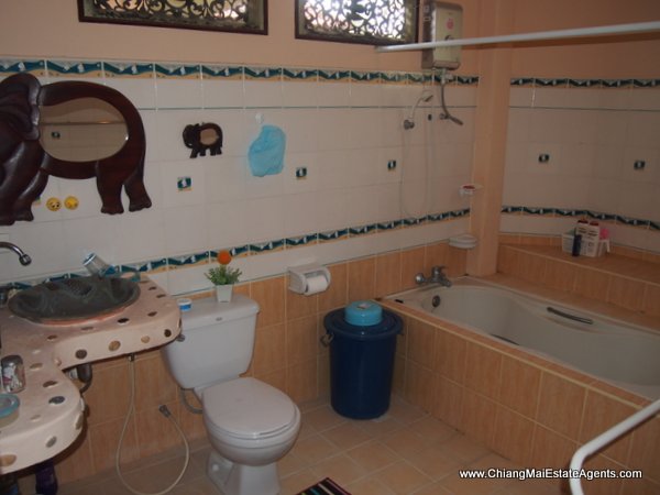 3 Bedroom Home for Sale in Royal View