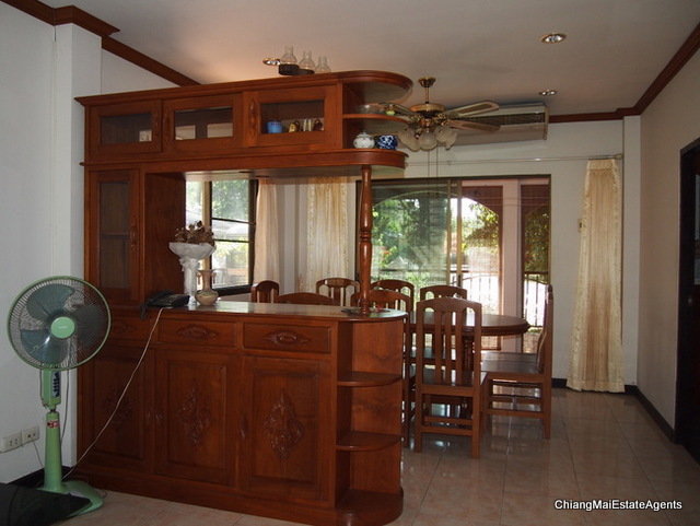 3 bed/ 3 bath Corner Lot