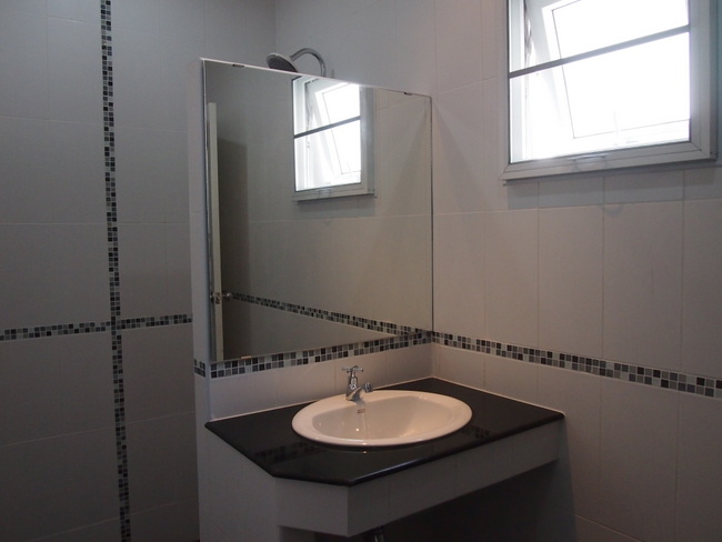 3 Bedroom/ 4 Bathroom House for Rent in City