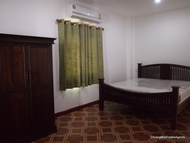 3 Bedroom/ 4 Bathroom House for Rent in City