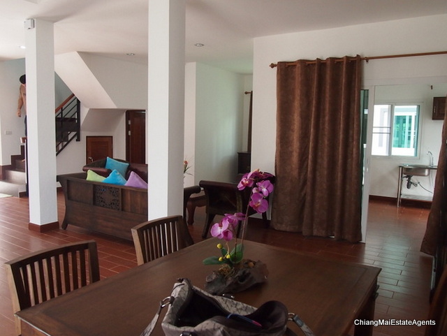3 Bedroom/ 4 Bathroom House for Rent in City
