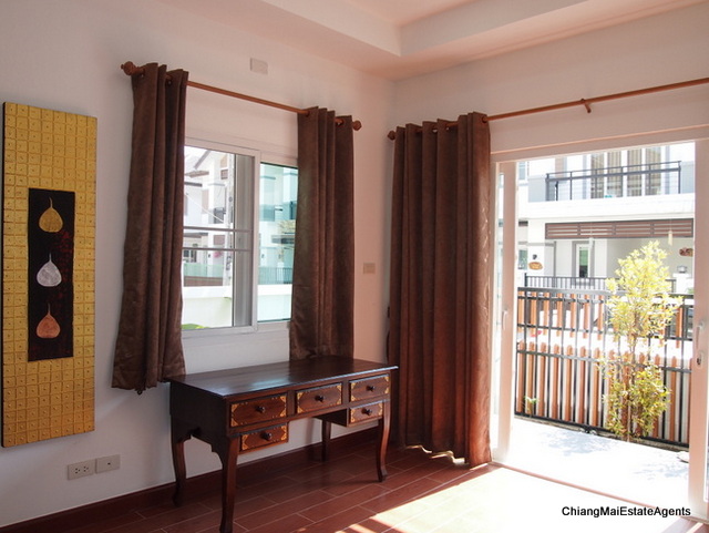 3 Bedroom/ 4 Bathroom House for Rent in City