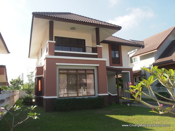 New 3 Bedroom Home overlooking Koolpunt Golf Course