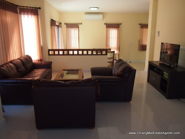 New 3 Bedroom Home overlooking Koolpunt Golf Course
