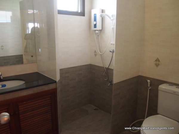 New 3 Bedroom Home overlooking Koolpunt Golf Course