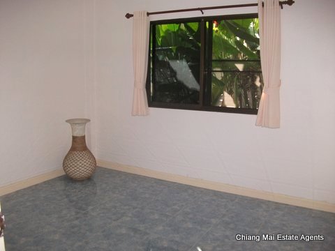 Bungalow for Sale in Garden Land