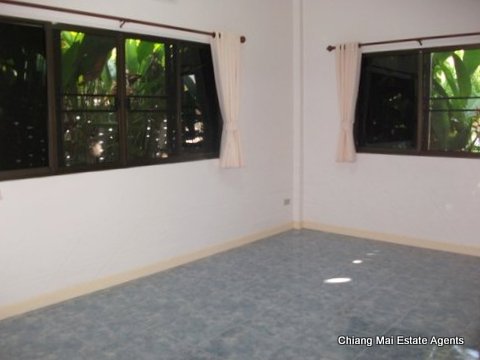 Bungalow for Sale in Garden Land