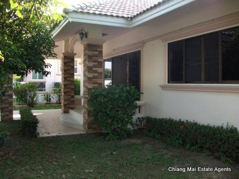 Bungalow for Sale in Garden Land