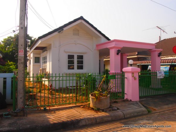 3 Bed Bungalow - Just 8,500 Baht Per Month