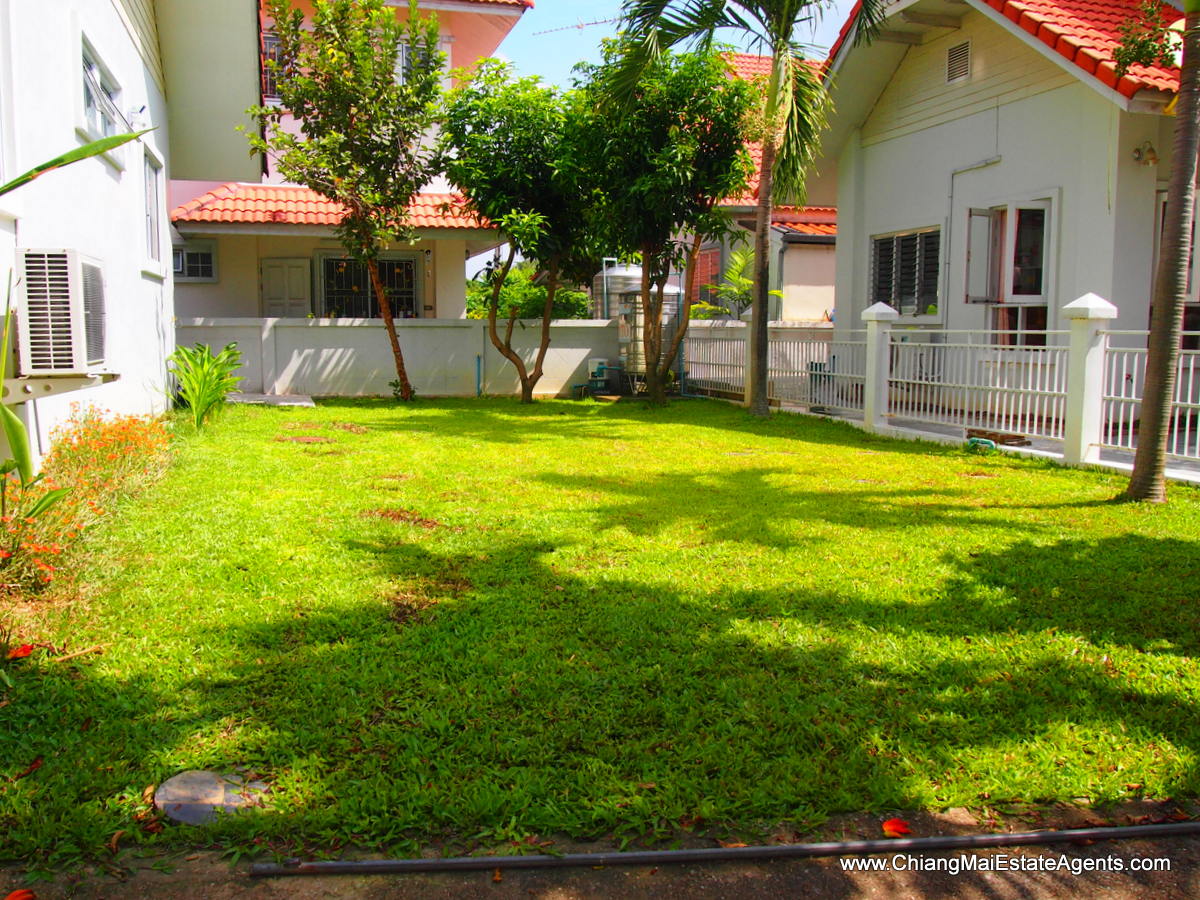 3 Bedroom Bungalow for sale in Koolpunt Ville 9