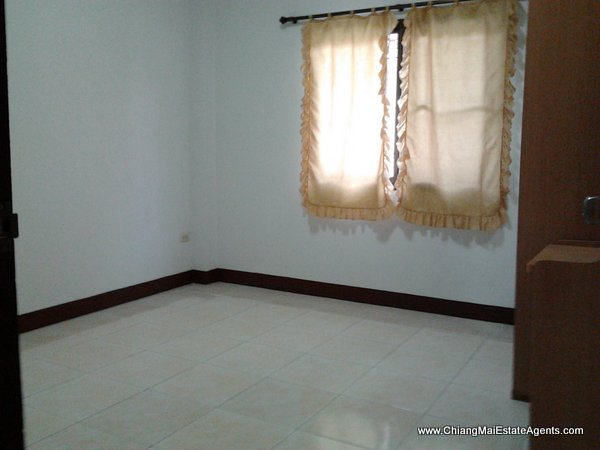 3 Bed Bungalow in Pimook 1 Only 11,000 Baht