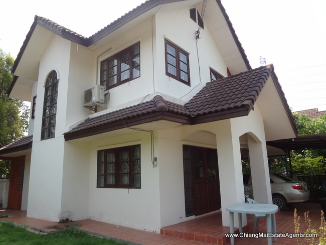 3bedrooms house for rent