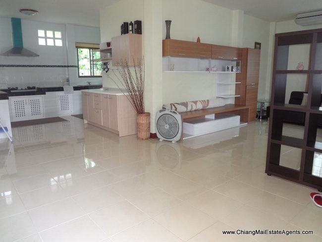 3 Bedrooms house with fully furnished.