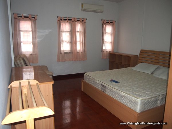 Townhouse for Rent and Sale in Mae Hia
