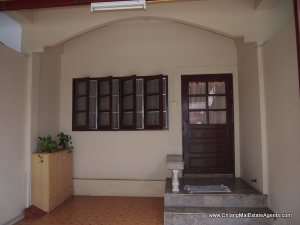 Townhouse for Rent and Sale in Mae Hia