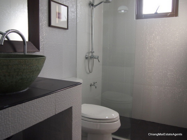 For Sale 3 bed/3bath/4 aircon