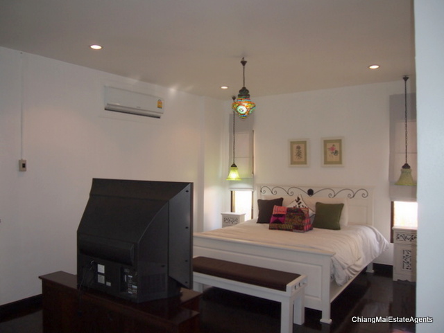 For Sale 3 bed/3bath/4 aircon