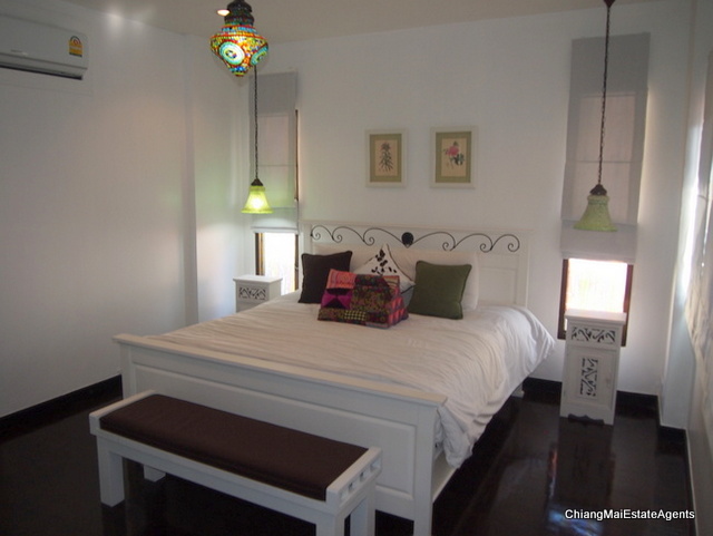 For Sale 3 bed/3bath/4 aircon
