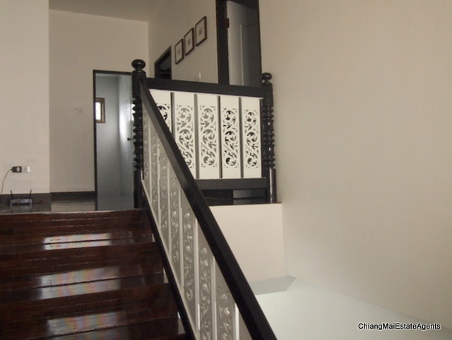 For Sale 3 bed/3bath/4 aircon