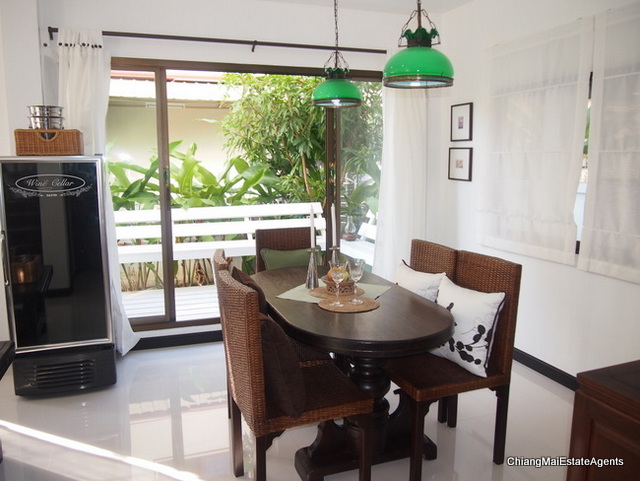 For Sale 3 bed/3bath/4 aircon