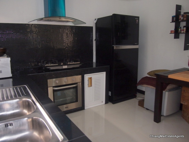 For Sale 3 bed/3bath/4 aircon