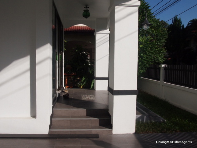 For Sale 3 bed/3bath/4 aircon