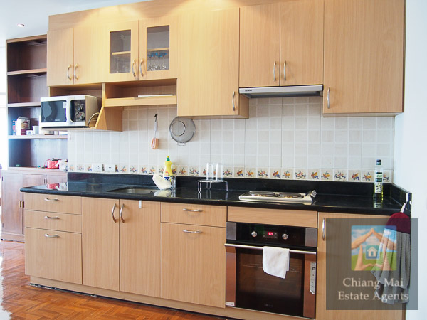 Beautifully furnished 1 Bed Riverside Condominium