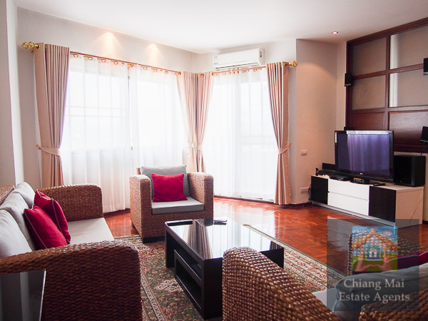 Beautifully furnished 1 Bed Riverside Condominium