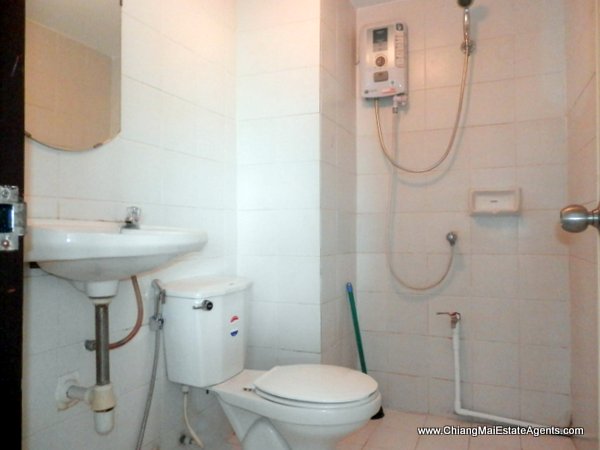 Studio Apartment in Lanna Condominium