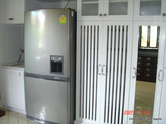 5 Bedroom House for Rent in Lanna Tara