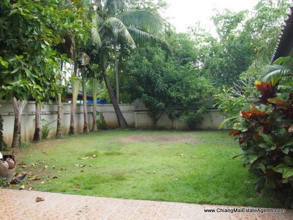 Large 4 Bedroom Home in Koolpunt Ville 5