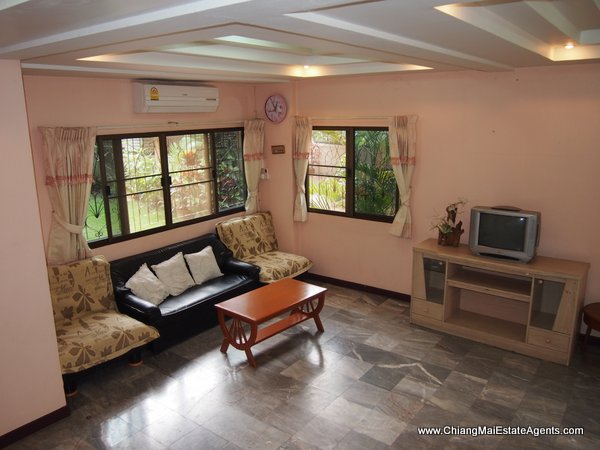 Large 4 Bedroom Home in Koolpunt Ville 5