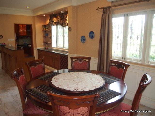 Luxurious Modern Style House For Sale