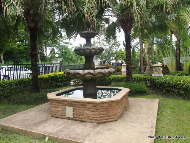Luxurious Modern Style House For Sale