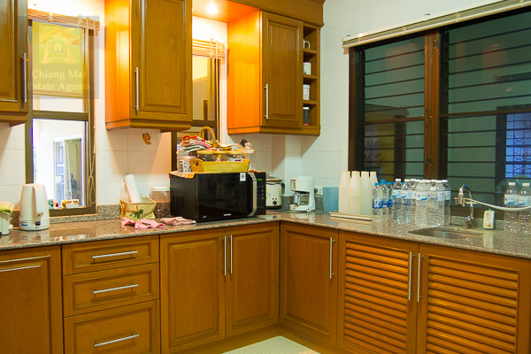4 Bed Bungalow with Pool for Sale in Rungarun 3