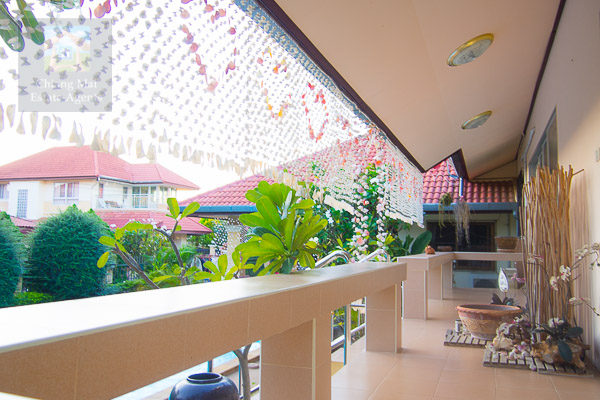 4 Bed Bungalow with Pool for Sale in Rungarun 3