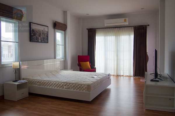 3 Bedroom house for Rent in Sansaran