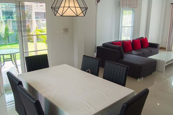 3 Bedroom house for Rent in Sansaran
