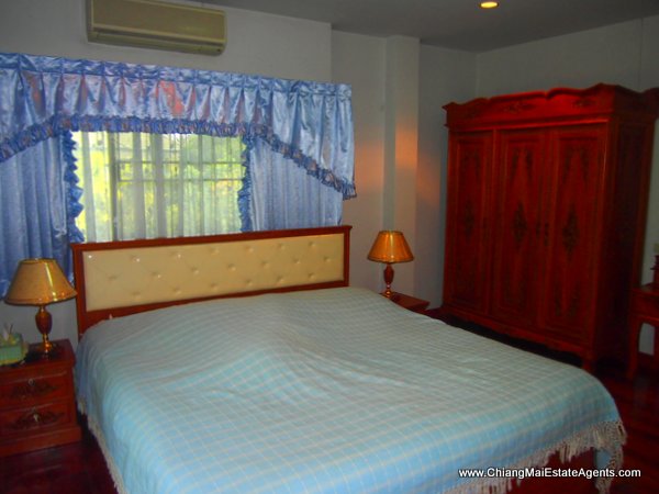 Home For Sale in Pinery Home