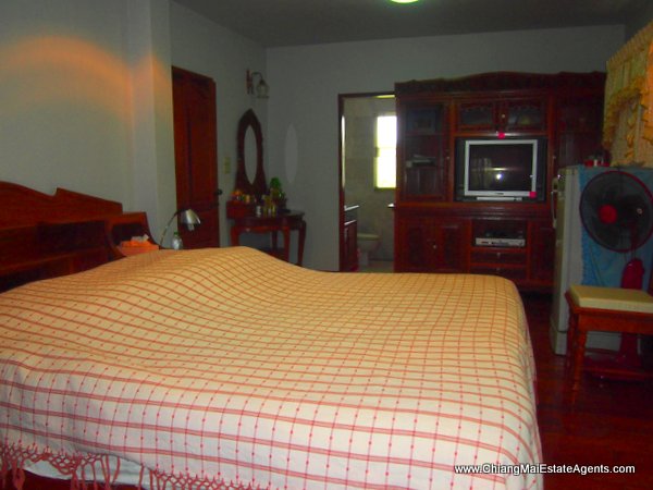 Home For Sale in Pinery Home