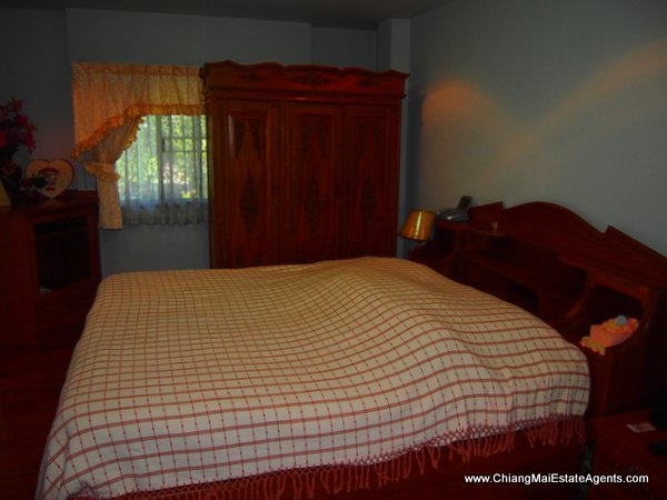 Home For Sale in Pinery Home