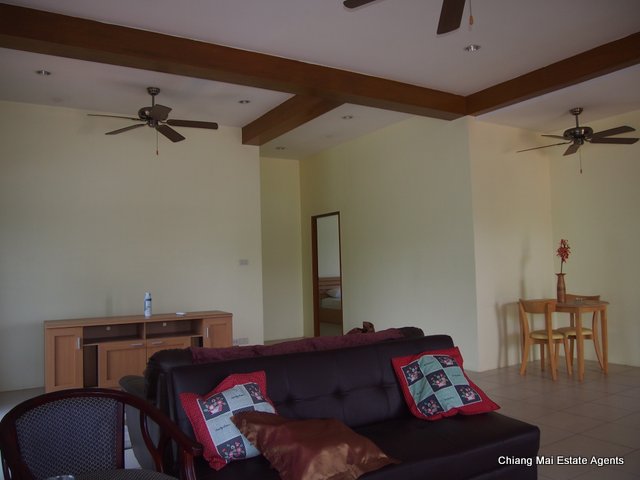 Lovely Bungalow with Large Garden for Rent in Hang Dong