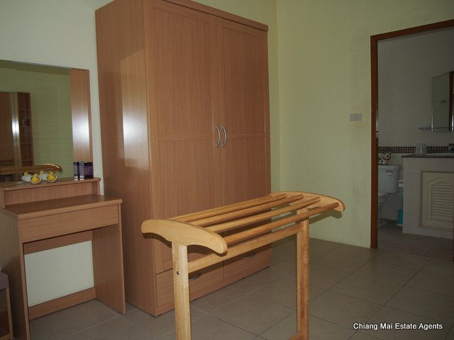 Lovely Bungalow with Large Garden for Rent in Hang Dong