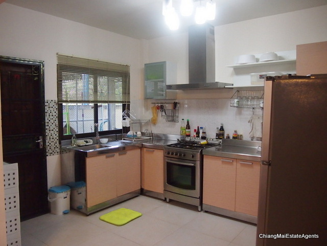 Wonderful 3 Bed/ 3 Bath Home for Rent with Maid's Room and Bathroom