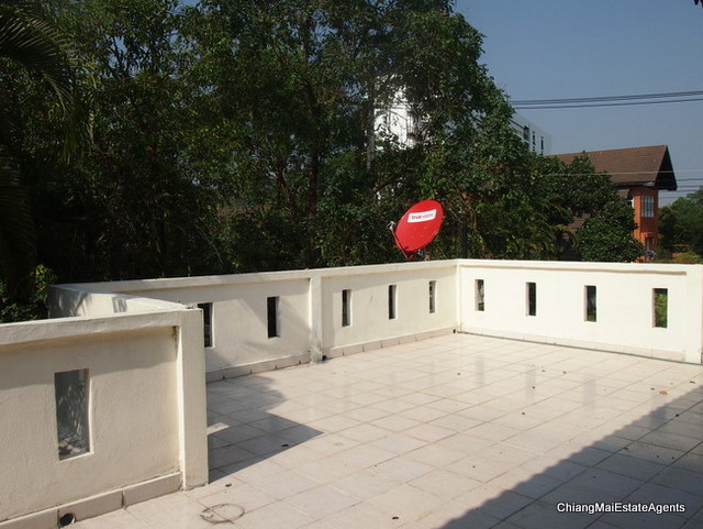 Wonderful 3 Bed/ 3 Bath Home for Rent with Maid's Room and Bathroom