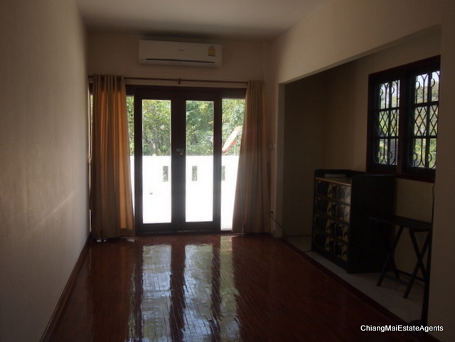 Wonderful 3 Bed/ 3 Bath Home for Rent with Maid's Room and Bathroom
