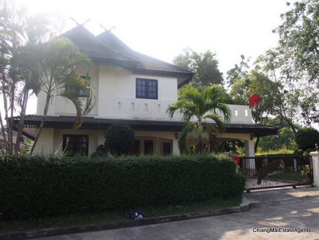 Wonderful 3 Bed/ 3 Bath Home for Rent with Maid's Room and Bathroom