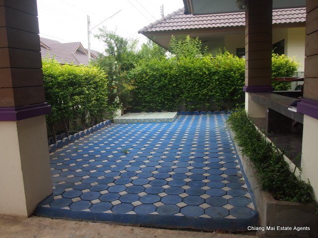 2 Bedroom house for Rent